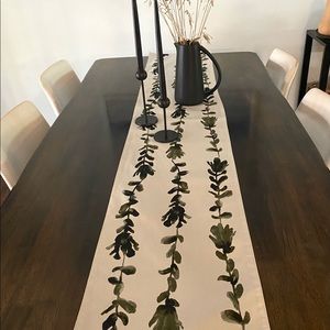 Table runner